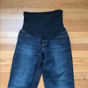 Joe’s petit bootcut maternity jeans, size 28